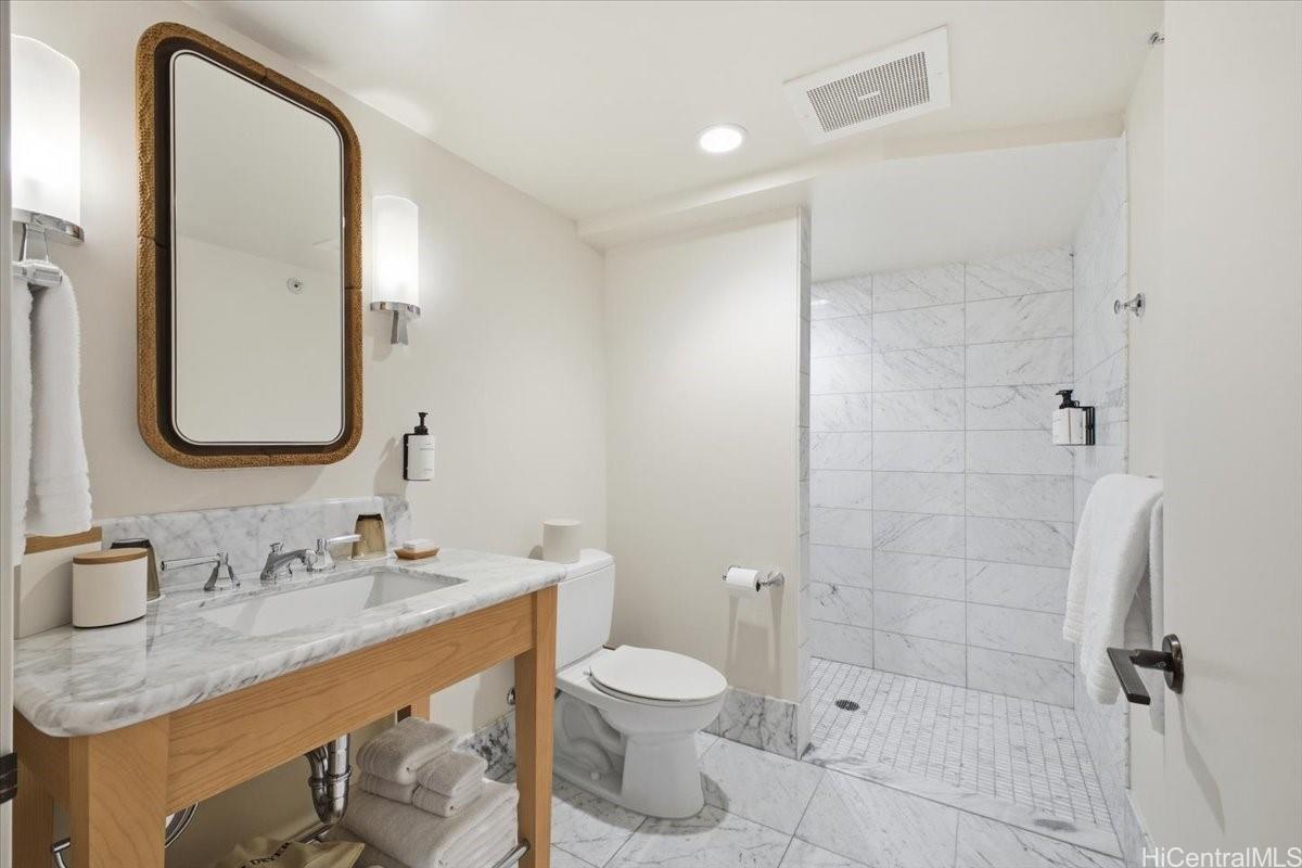 Trump Tower Waikiki condo # 2015, Honolulu, Hawaii - photo 6 of 23