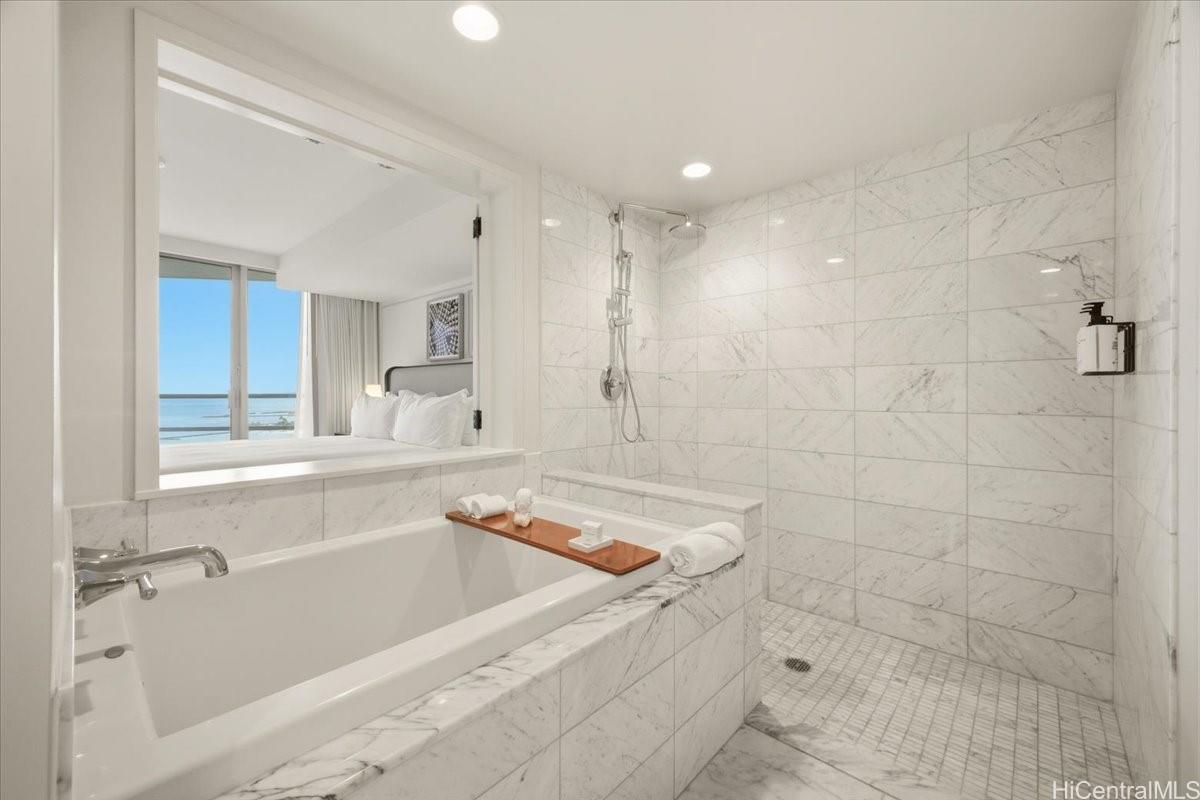 Trump Tower Waikiki condo # 2015, Honolulu, Hawaii - photo 10 of 23