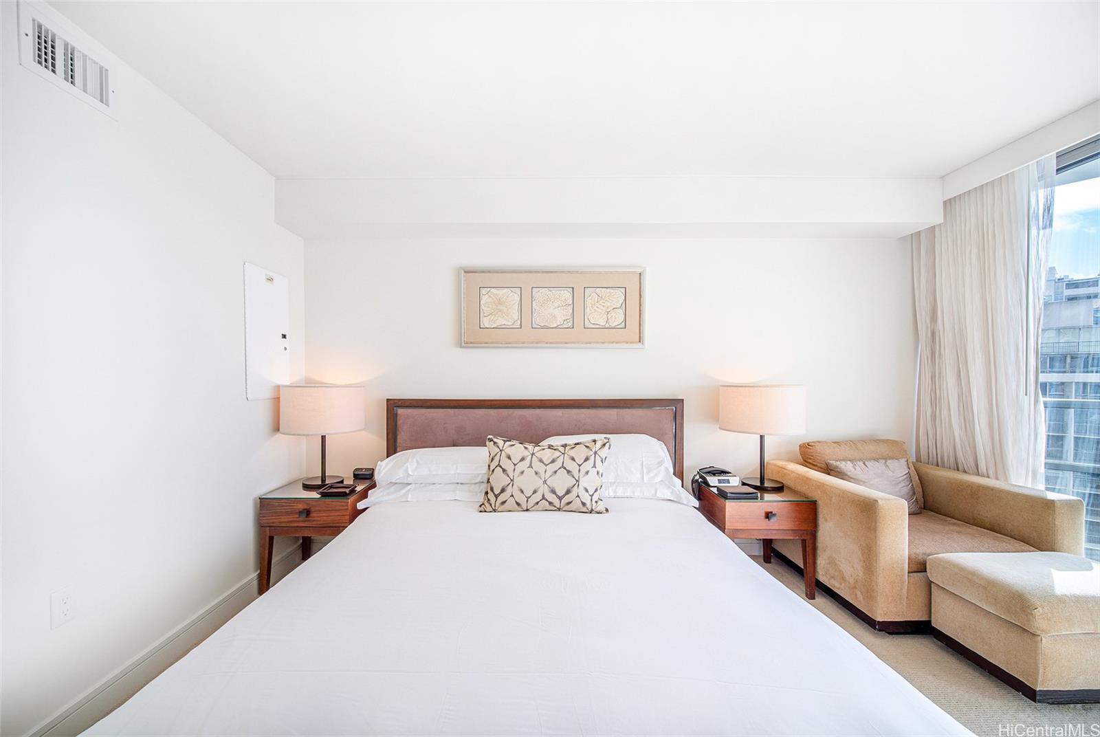 Trump Tower Waikiki condo # 2018, Honolulu, Hawaii - photo 7 of 16