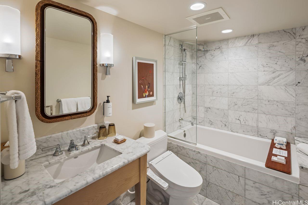 Trump Tower Waikiki condo # 2018, Honolulu, Hawaii - photo 5 of 25