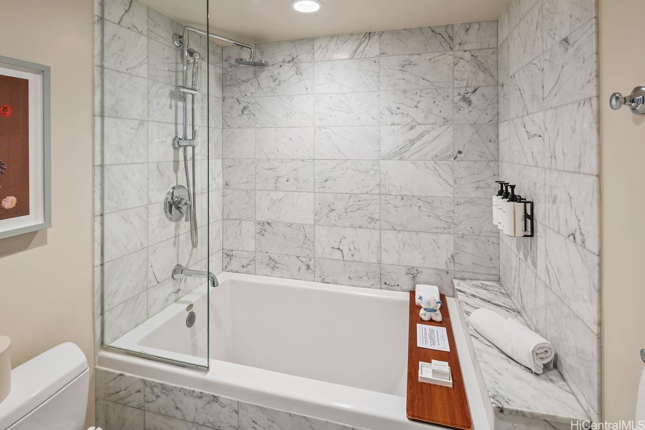 Trump Tower Waikiki condo # 2018, Honolulu, Hawaii - photo 6 of 25