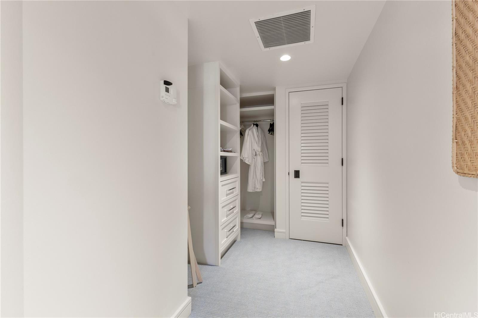 Trump Tower Waikiki condo # 2019, Honolulu, Hawaii - photo 16 of 25