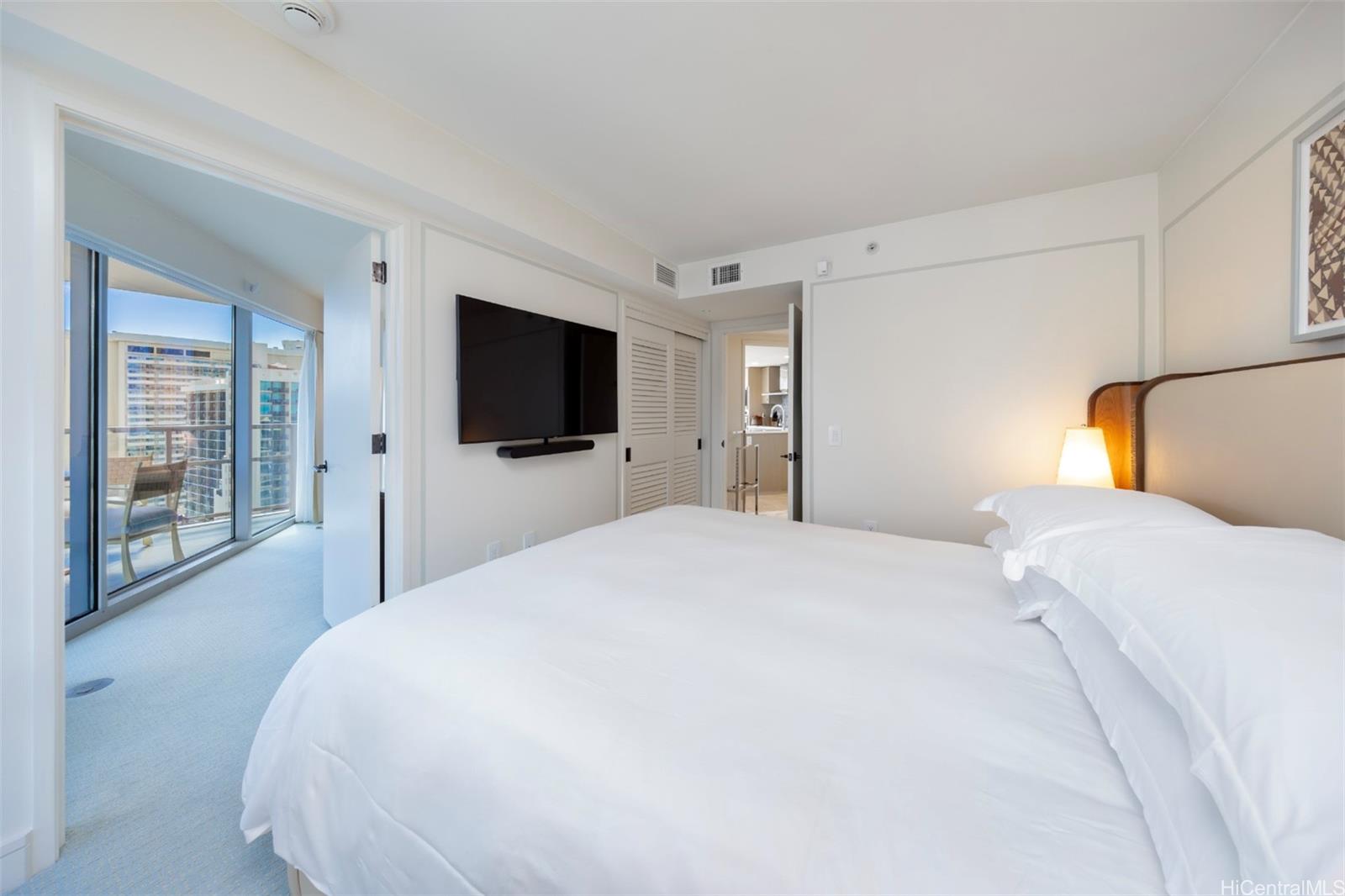 Trump Tower Waikiki condo # 2202, Honolulu, Hawaii - photo 16 of 22