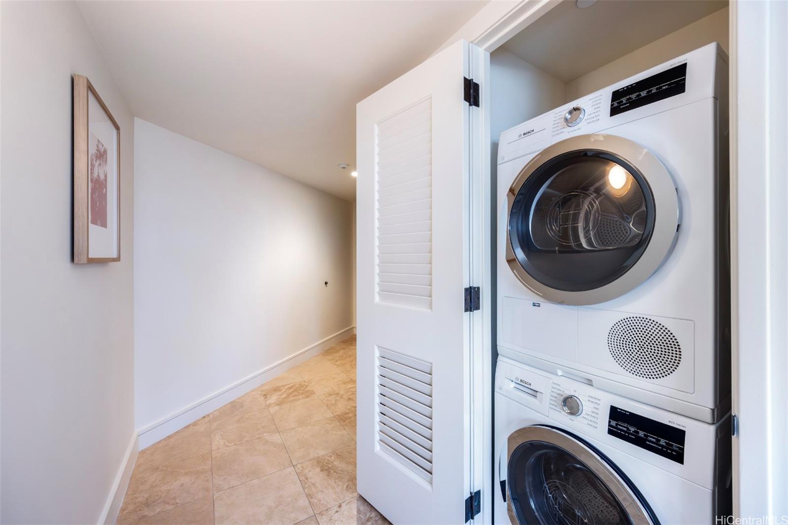 Trump Tower Waikiki condo # 2202, Honolulu, Hawaii - photo 21 of 22