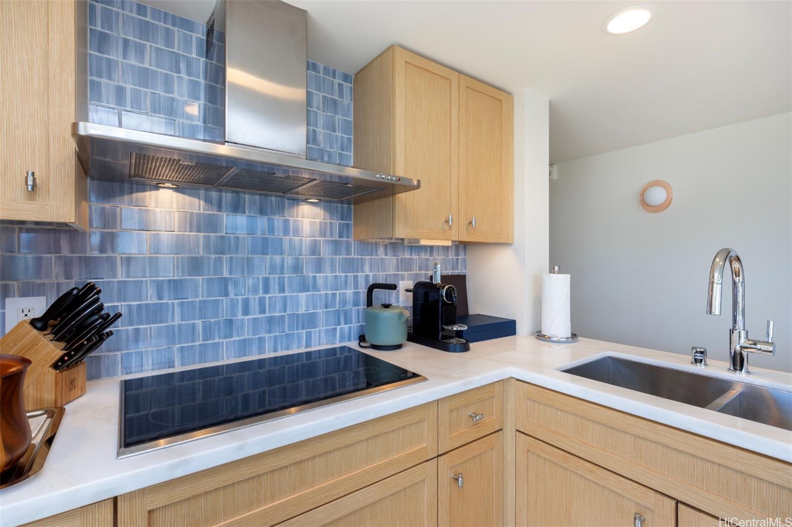 Trump Tower Waikiki condo # 2202, Honolulu, Hawaii - photo 7 of 22