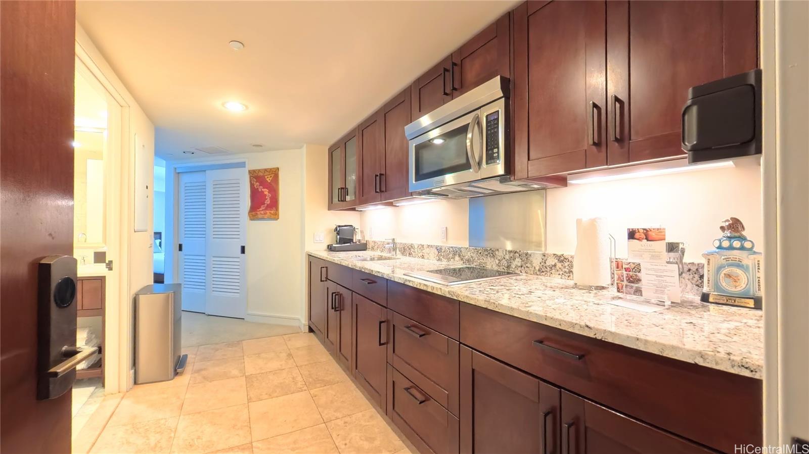 Trump Tower Waikiki condo # 2208, Honolulu, Hawaii - photo 15 of 25