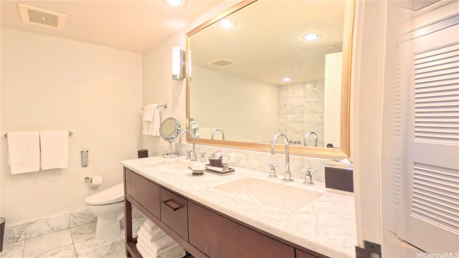 Trump Tower Waikiki condo # 2208, Honolulu, Hawaii - photo 16 of 25