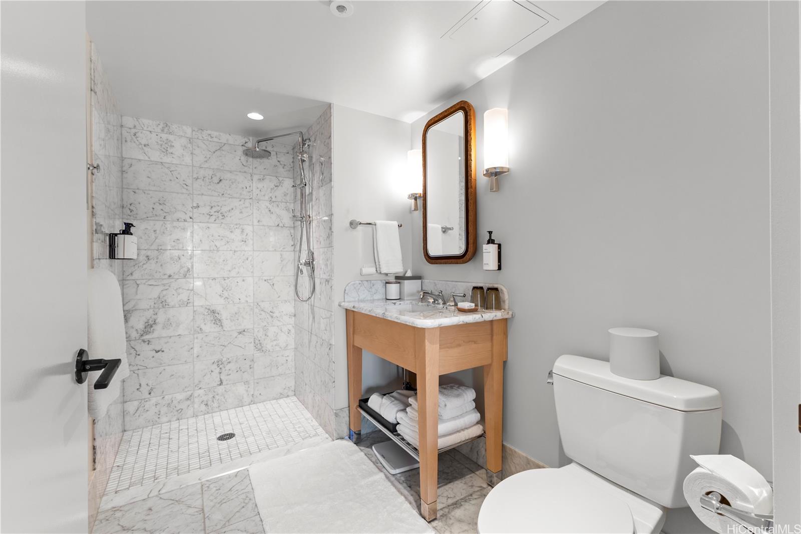 Trump Tower Waikiki condo # 2303, Honolulu, Hawaii - photo 19 of 19