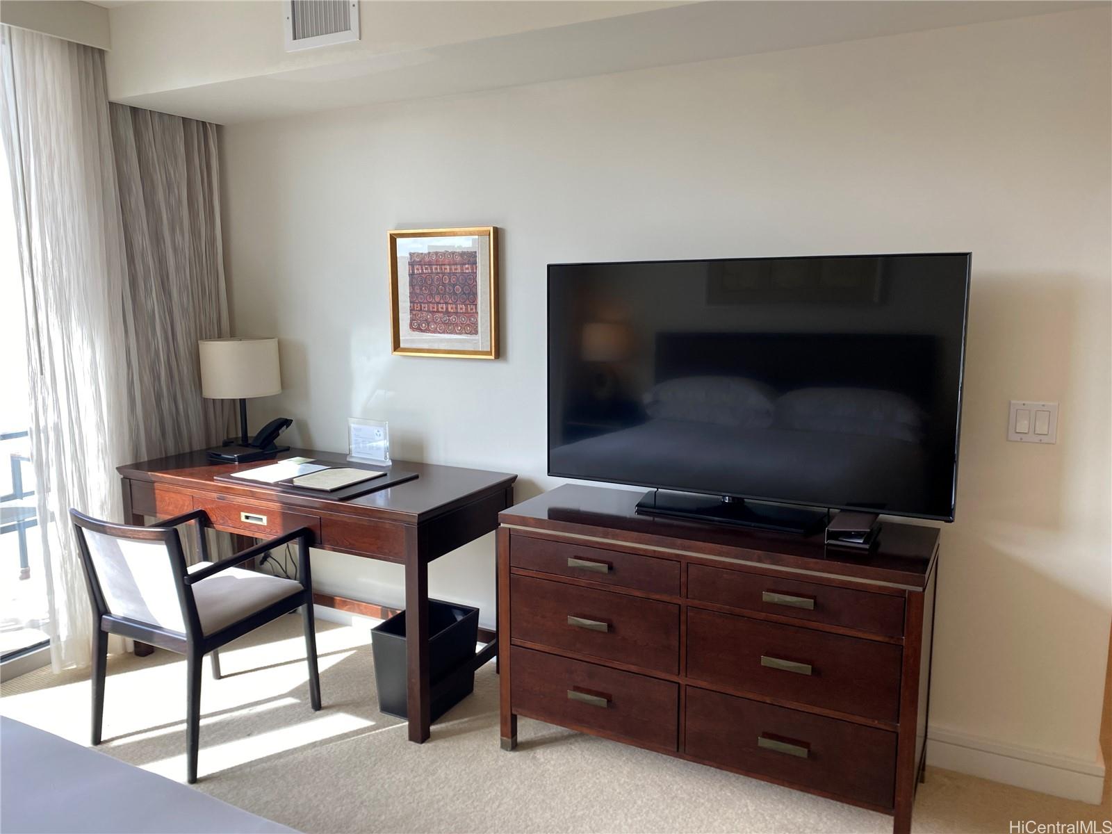 223 Saratoga Rd Honolulu - Rental - photo 7 of 18