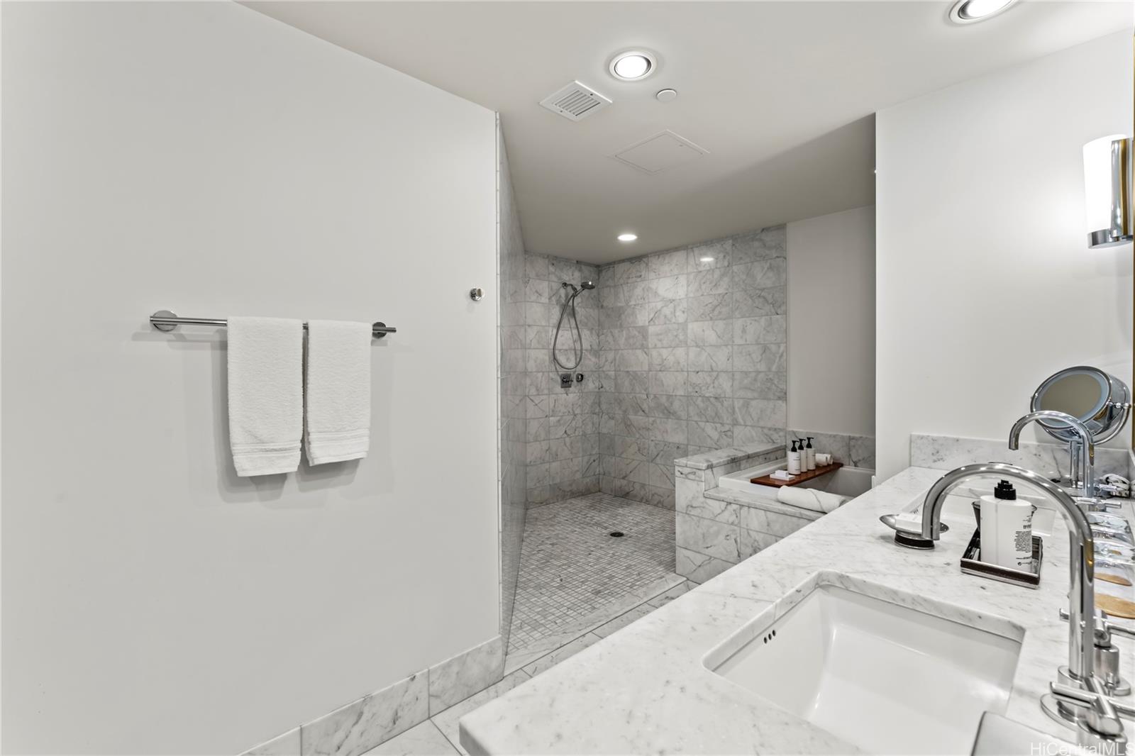 Trump Tower Waikiki condo # 2408, Honolulu, Hawaii - photo 19 of 21