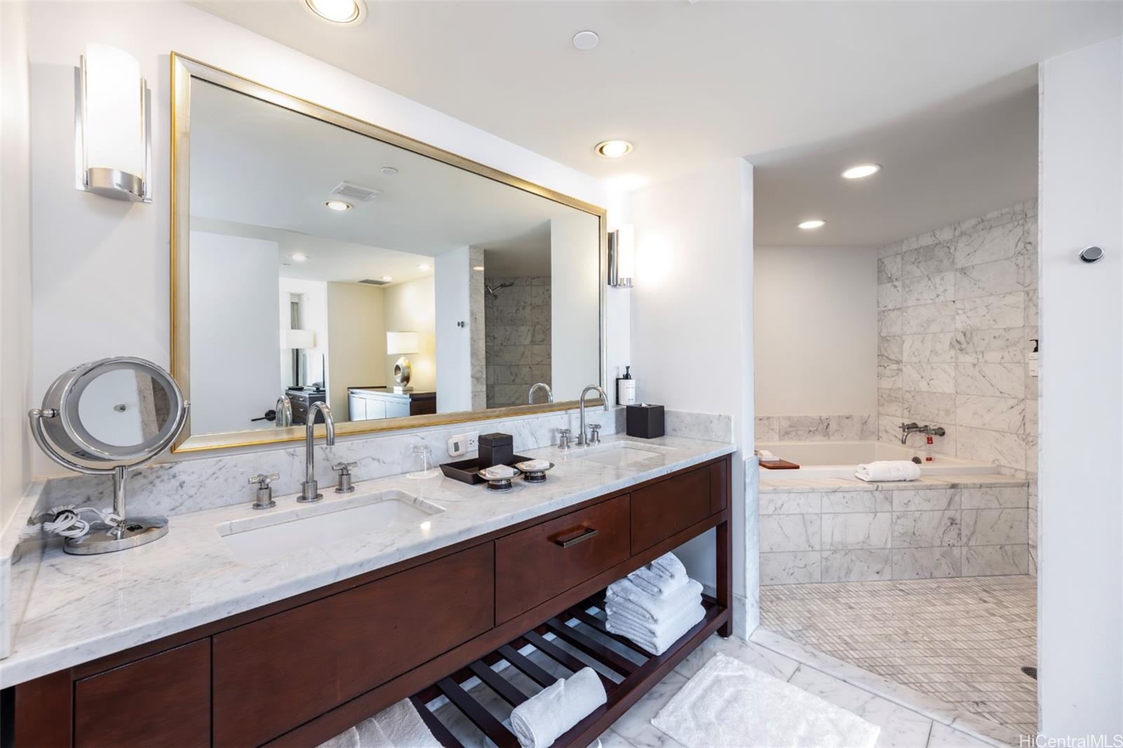 Trump Tower Waikiki condo # 2410, Honolulu, Hawaii - photo 16 of 25