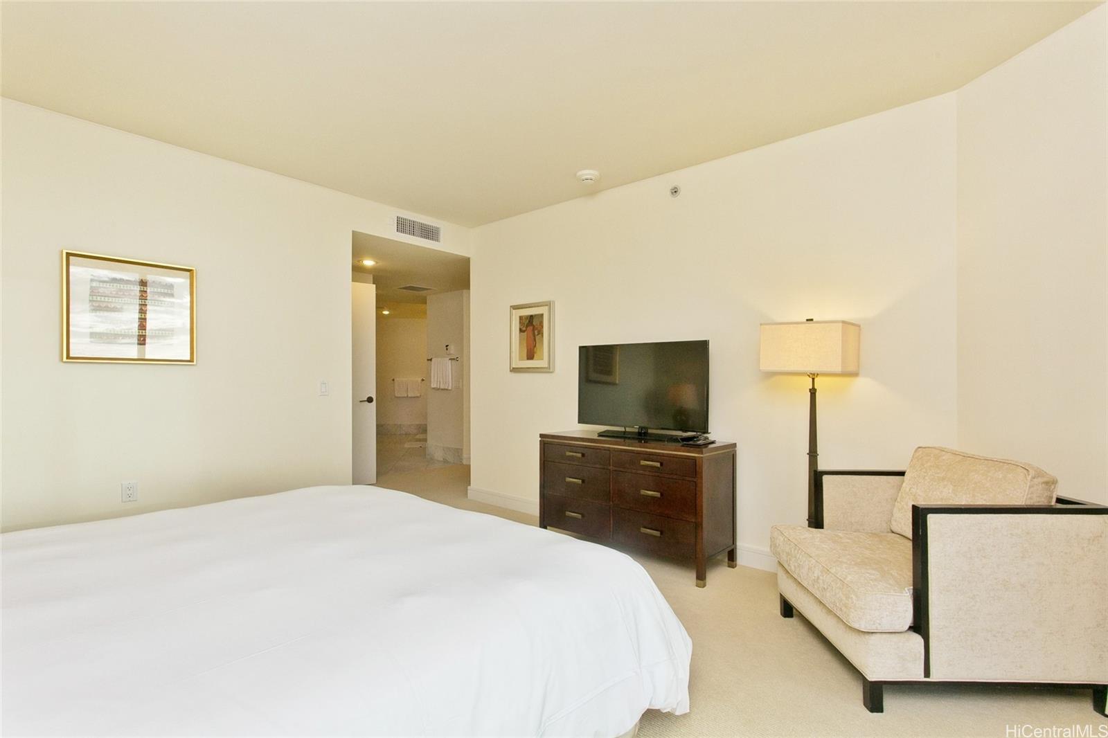 Trump Tower Waikiki condo # 2607, Honolulu, Hawaii - photo 15 of 25