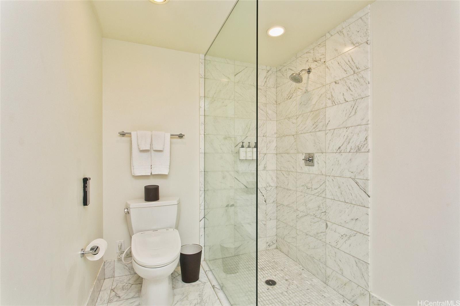 Trump Tower Waikiki condo # 2607, Honolulu, Hawaii - photo 23 of 25