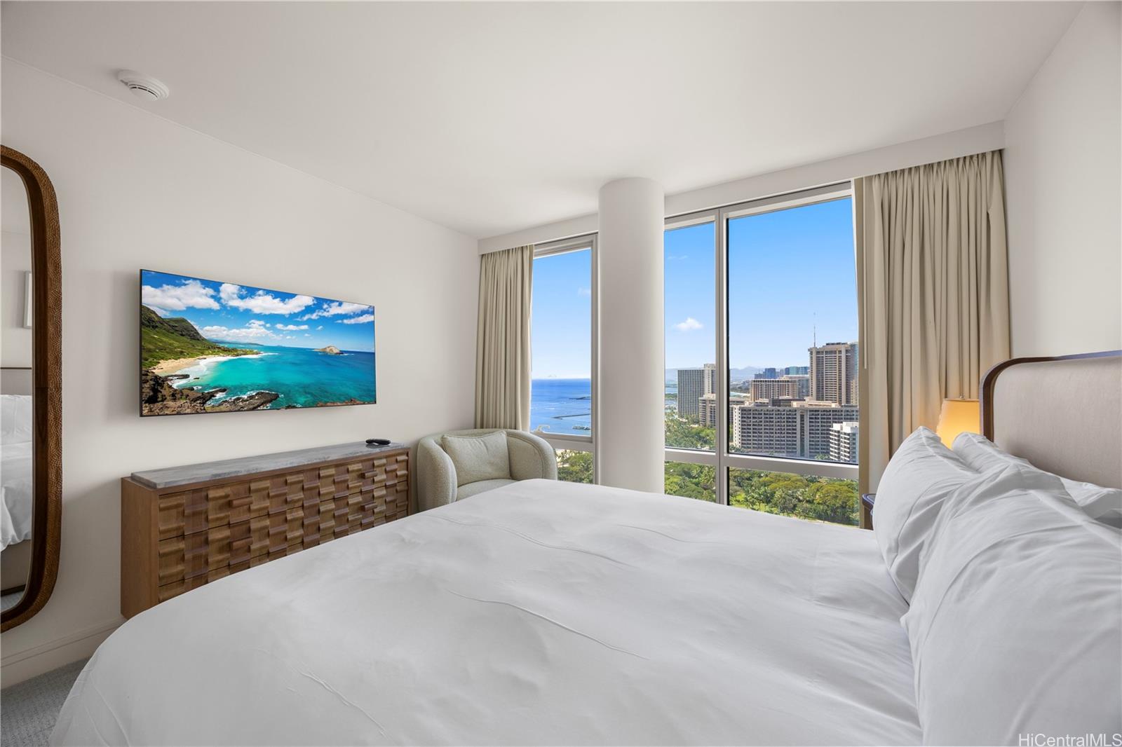 Trump Tower Waikiki condo # 2709, Honolulu, Hawaii - photo 12 of 25