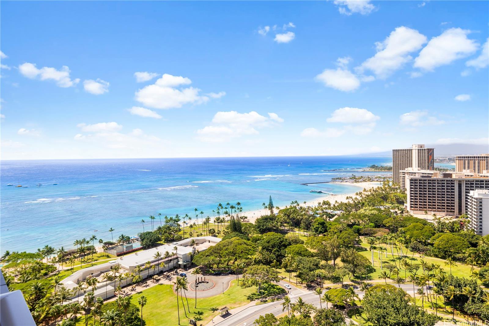 Trump Tower Waikiki condo # 2801 (Corner end), Honolulu, Hawaii - photo 9 of 23