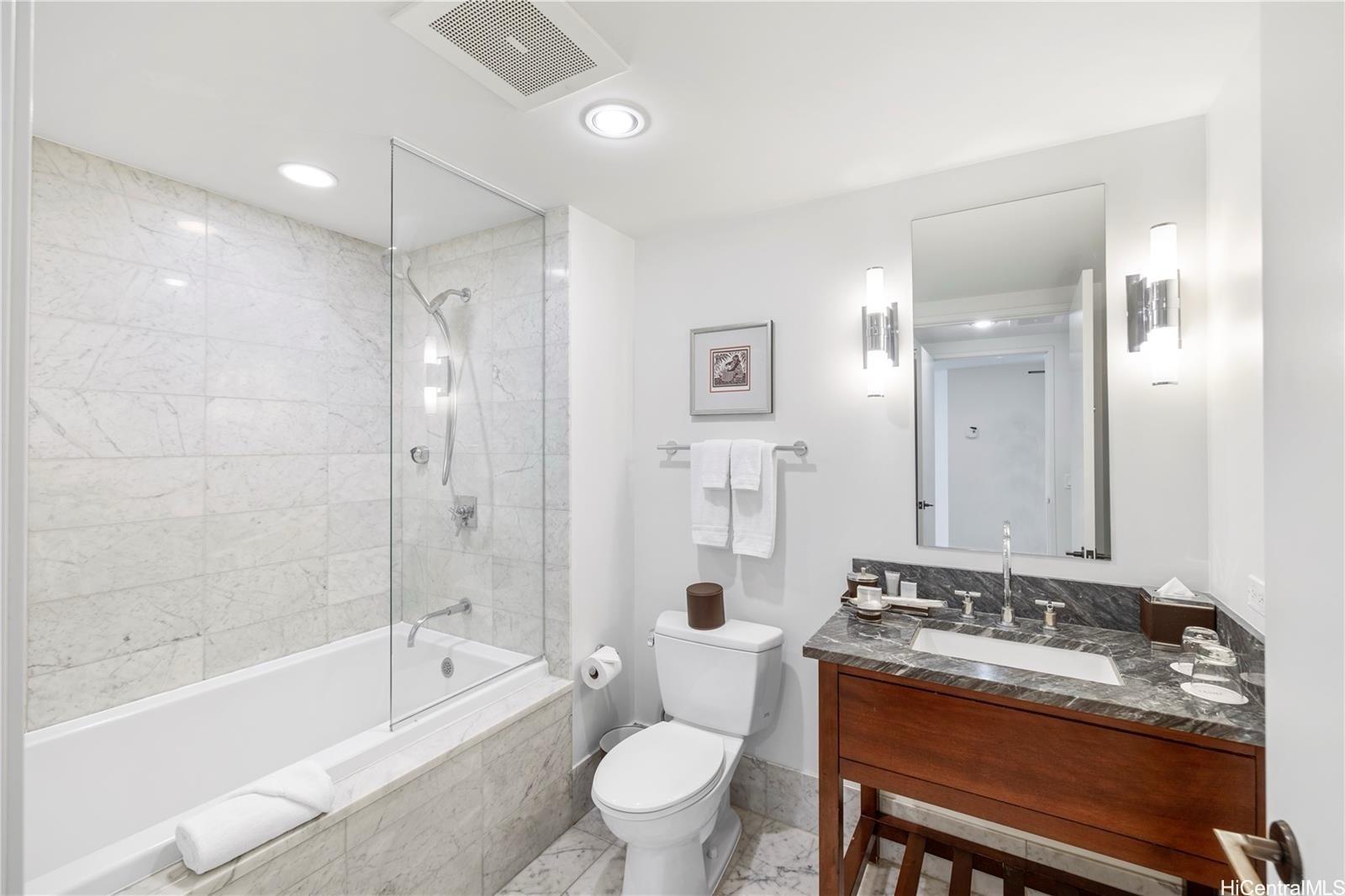 Trump Tower Waikiki condo # 3203, Honolulu, Hawaii - photo 25 of 25