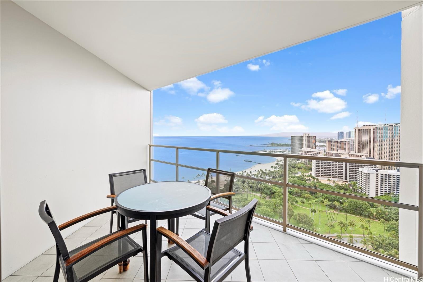 Trump Tower Waikiki condo # 3203, Honolulu, Hawaii - photo 5 of 25