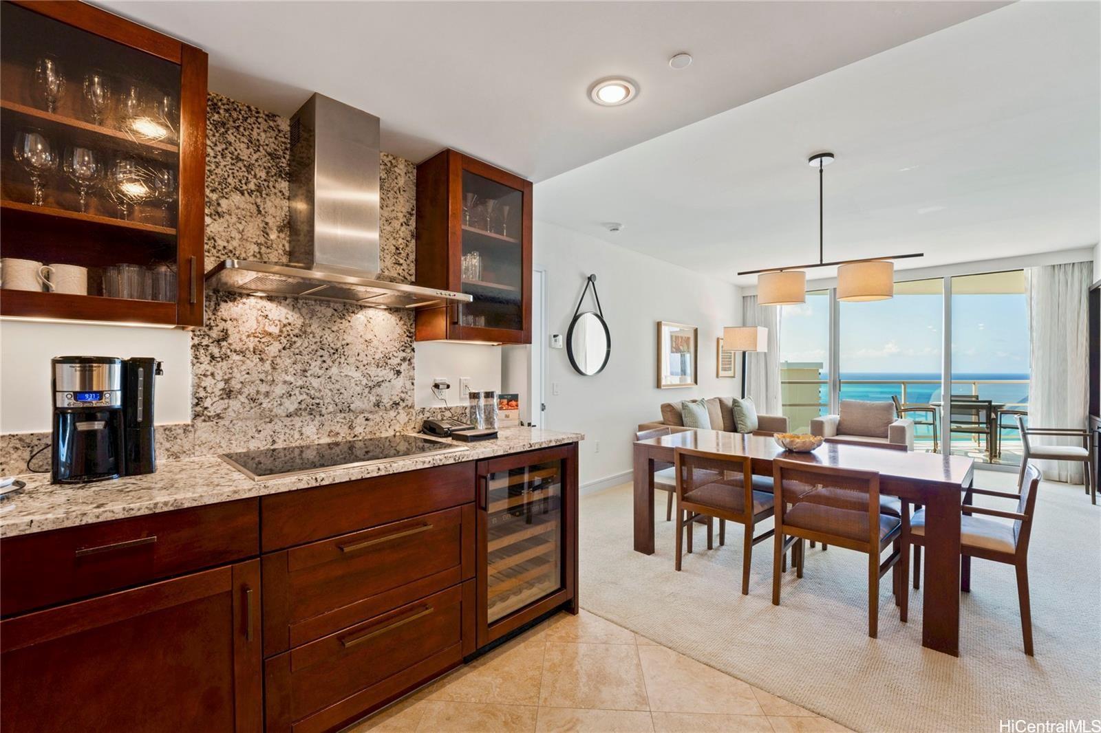 223 Saratoga Rd Honolulu - Rental - photo 4 of 20