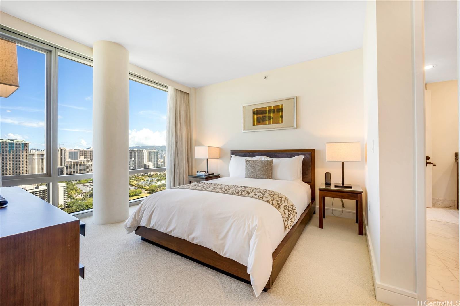 Trump Tower Waikiki condo # 3209, Honolulu, Hawaii - photo 13 of 25