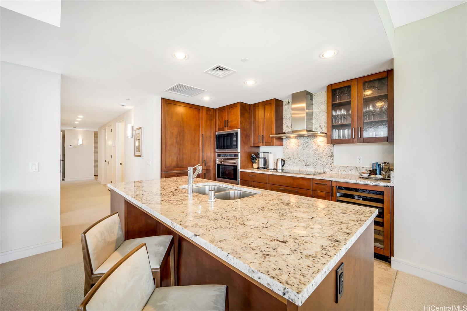 Trump Tower Waikiki condo # 3209, Honolulu, Hawaii - photo 9 of 25