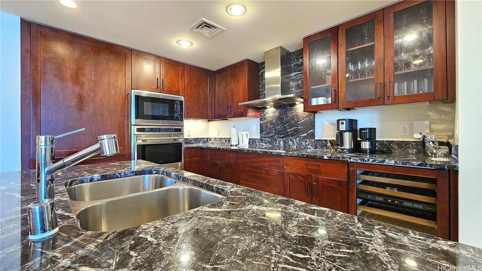 Trump Tower Waikiki condo # 3603, Honolulu, Hawaii - photo 10 of 25