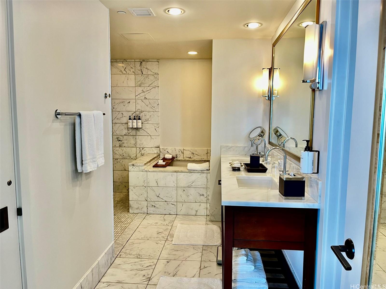 Trump Tower Waikiki condo # 3708, Honolulu, Hawaii - photo 14 of 15