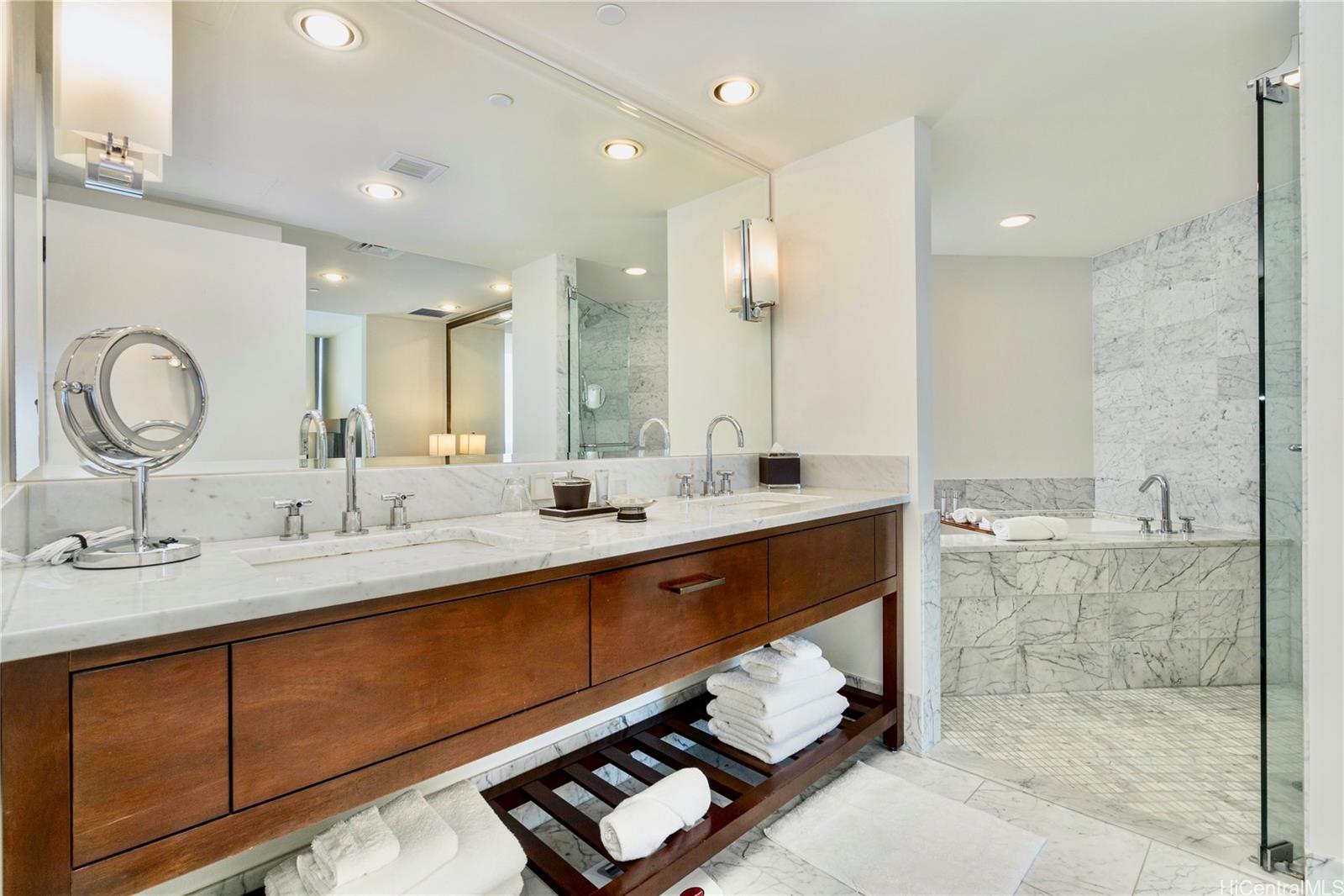 Trump Tower Waikiki condo # 3710, Honolulu, Hawaii - photo 6 of 23