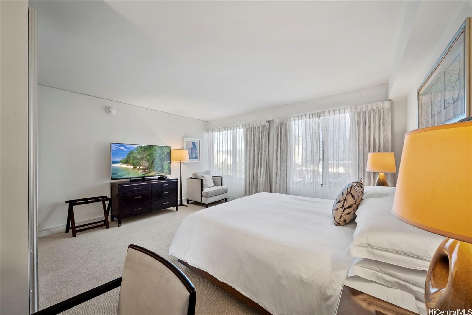 Trump Tower Waikiki condo # 901, Honolulu, Hawaii - photo 3 of 13