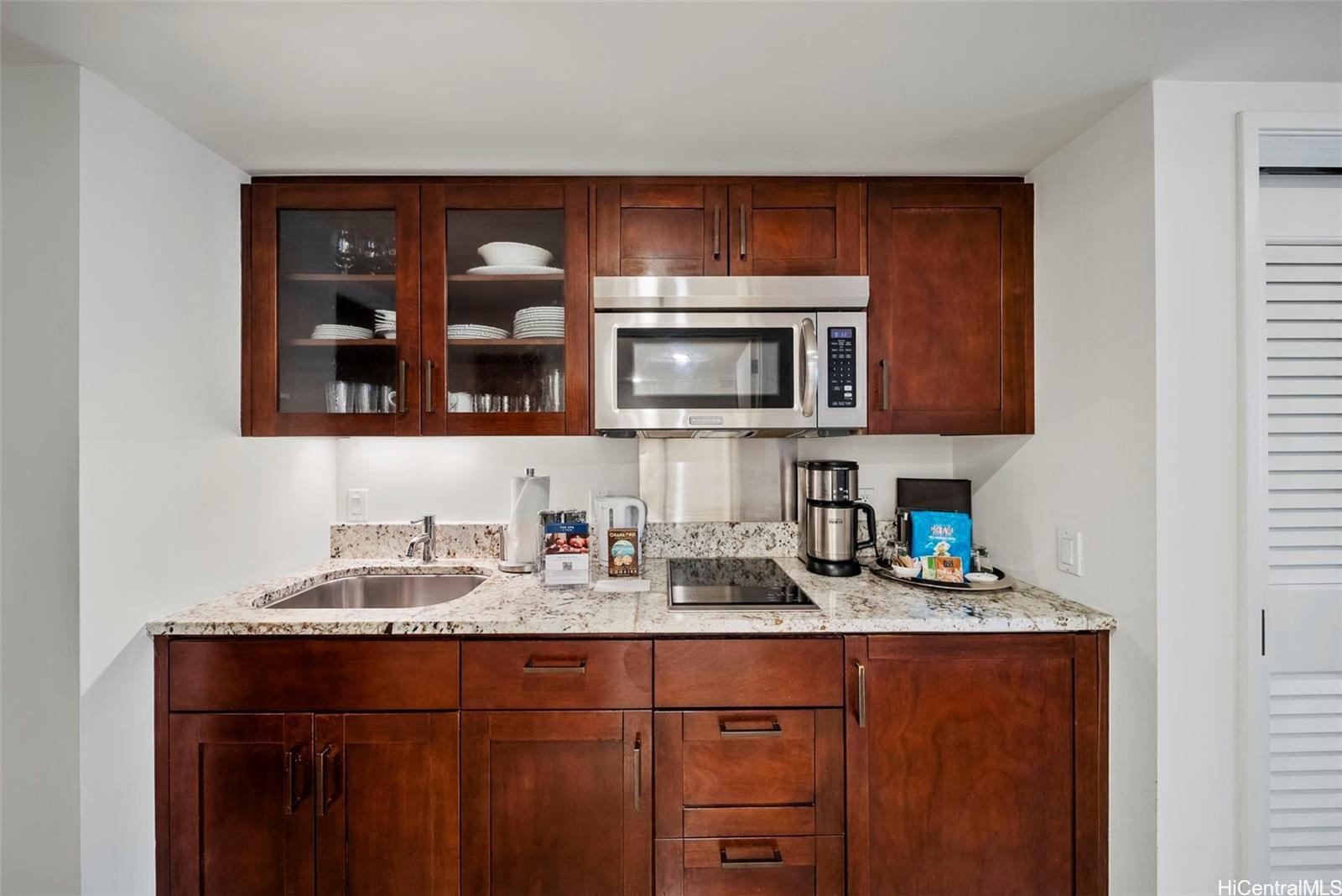 Trump Tower Waikiki condo # 901, Honolulu, Hawaii - photo 5 of 13