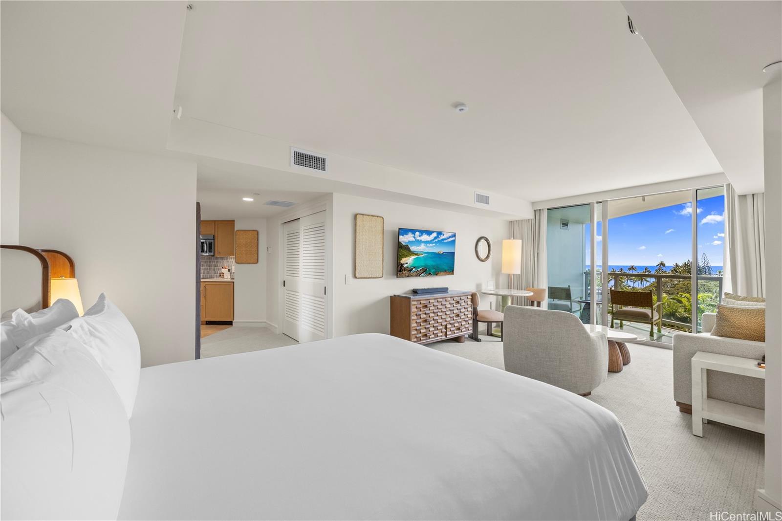Trump Tower Waikiki condo # 807, Honolulu, Hawaii - photo 14 of 20