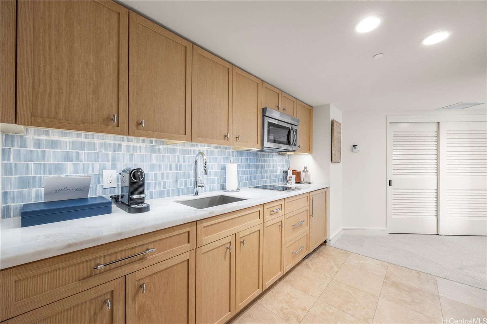Trump Tower Waikiki condo # 807, Honolulu, Hawaii - photo 15 of 20