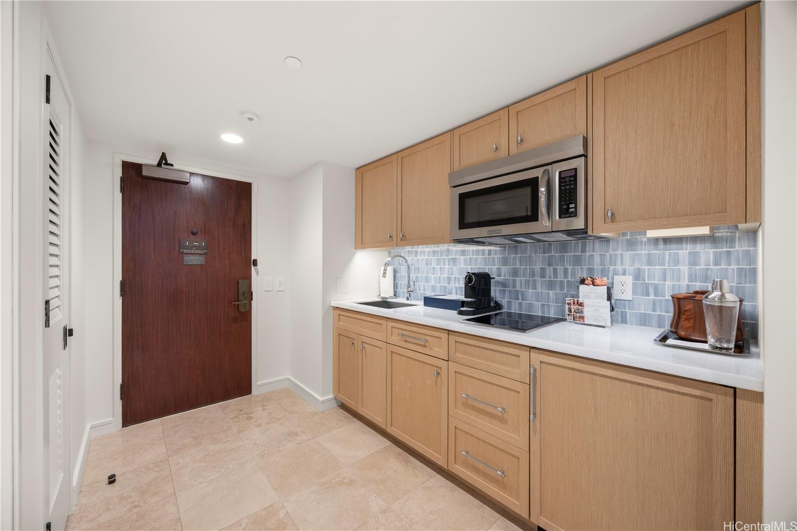 Trump Tower Waikiki condo # 817, HONOLULU, Hawaii - photo 16 of 25