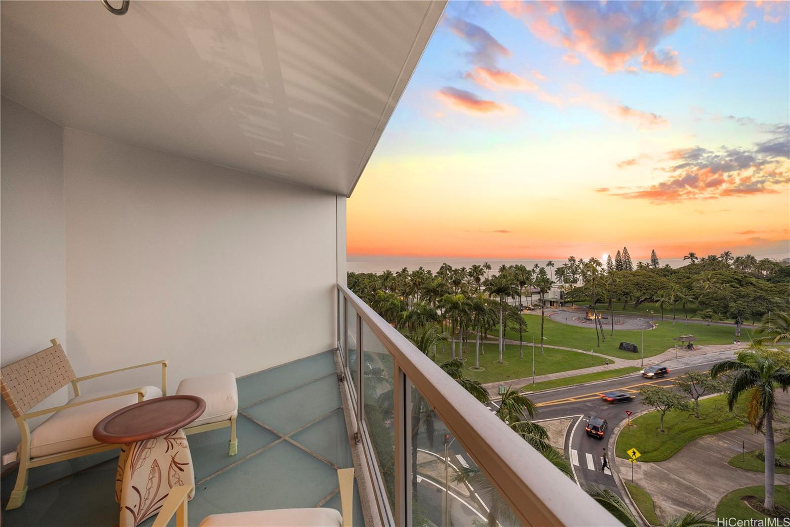 Trump Tower Waikiki condo # 817, HONOLULU, Hawaii - photo 3 of 25