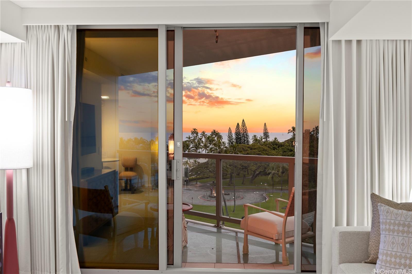 Trump Tower Waikiki condo # 817, HONOLULU, Hawaii - photo 6 of 25