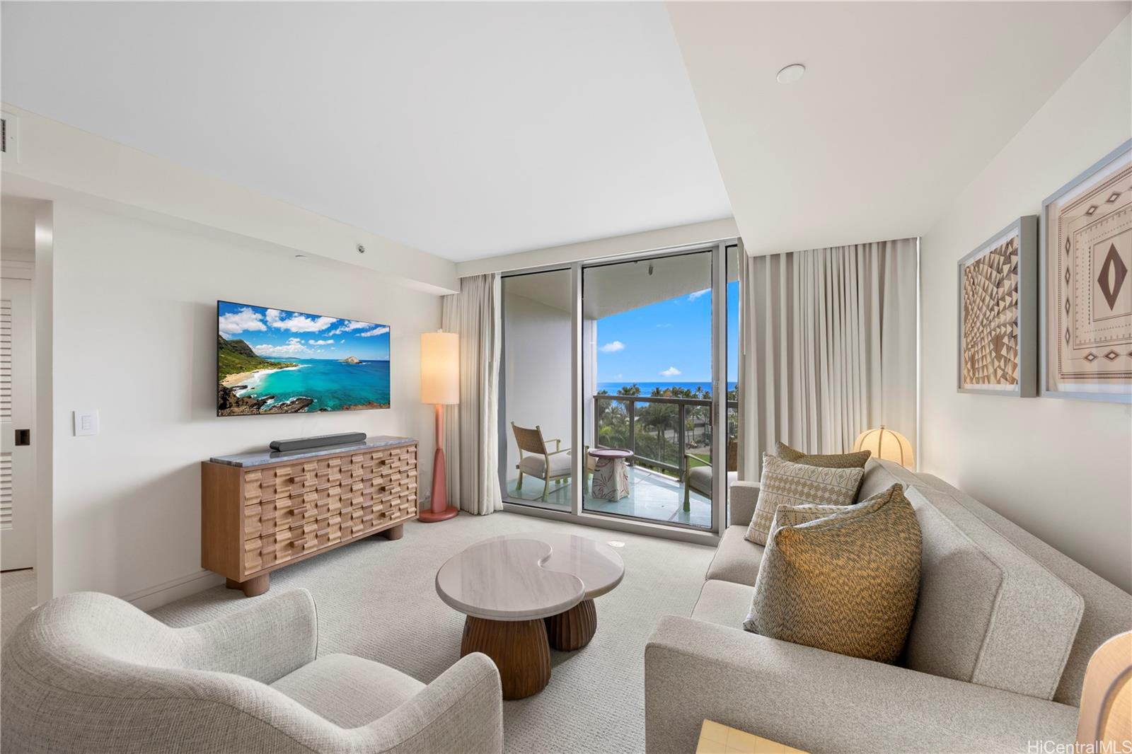 Trump Tower Waikiki condo # 817, HONOLULU, Hawaii - photo 8 of 25