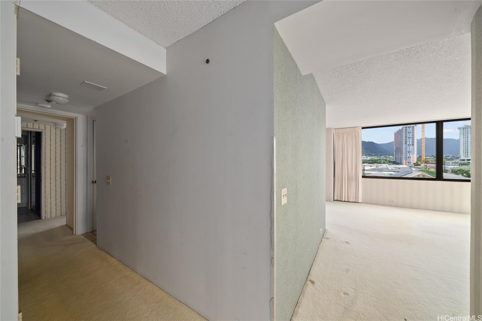 Kapiolani House condo # 404, Honolulu, Hawaii - photo 11 of 25