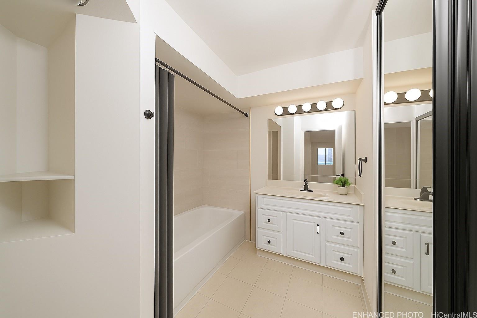 Kapiolani House condo # 404, Honolulu, Hawaii - photo 3 of 25