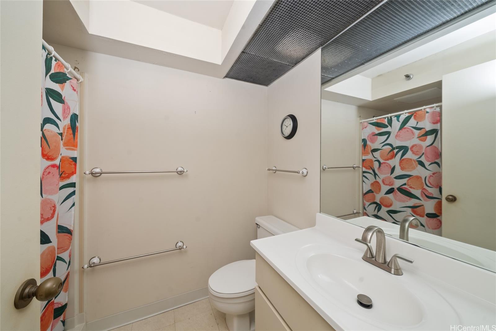 Kapiolani House condo # 404, Honolulu, Hawaii - photo 5 of 25