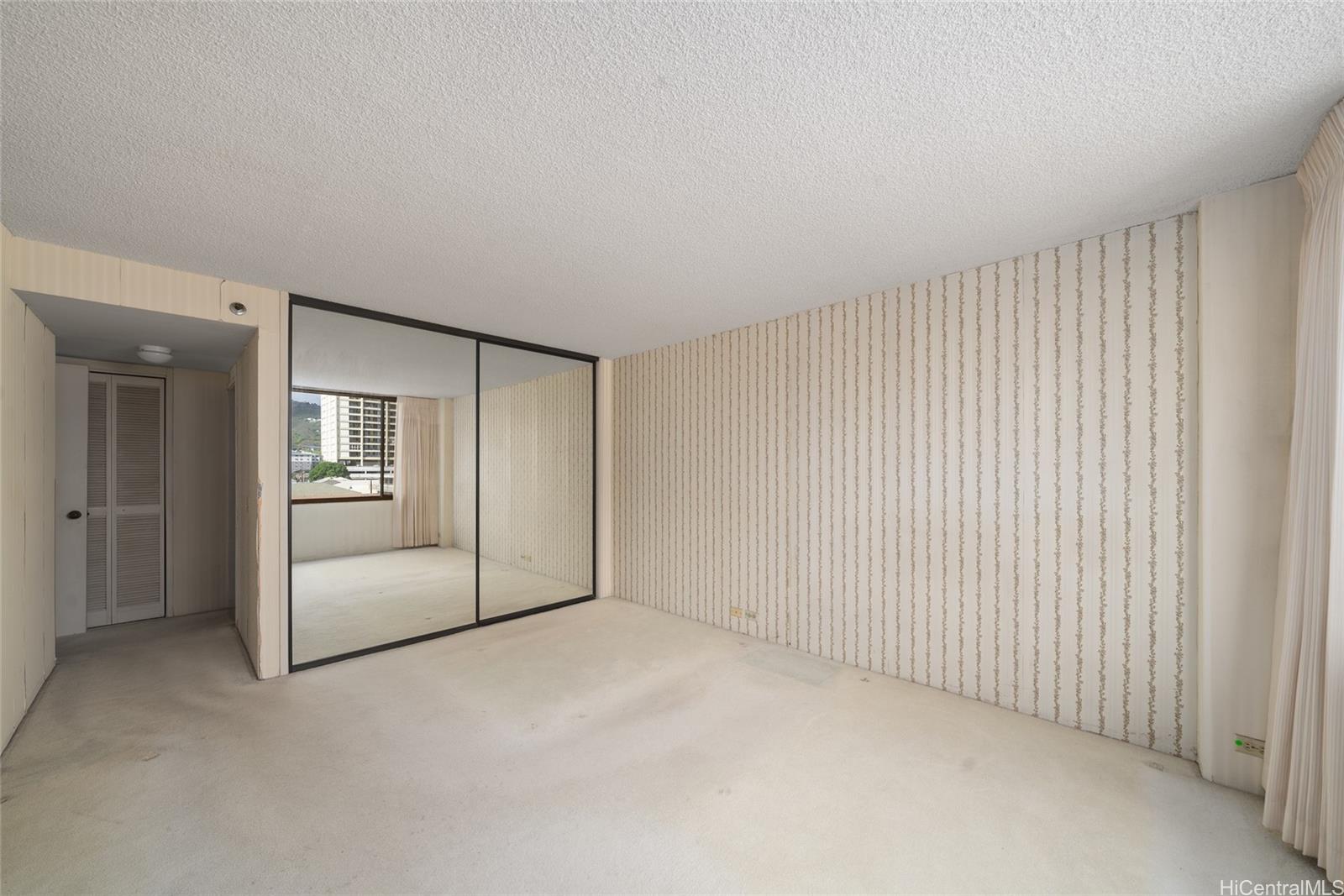 Kapiolani House condo # 404, Honolulu, Hawaii - photo 7 of 25