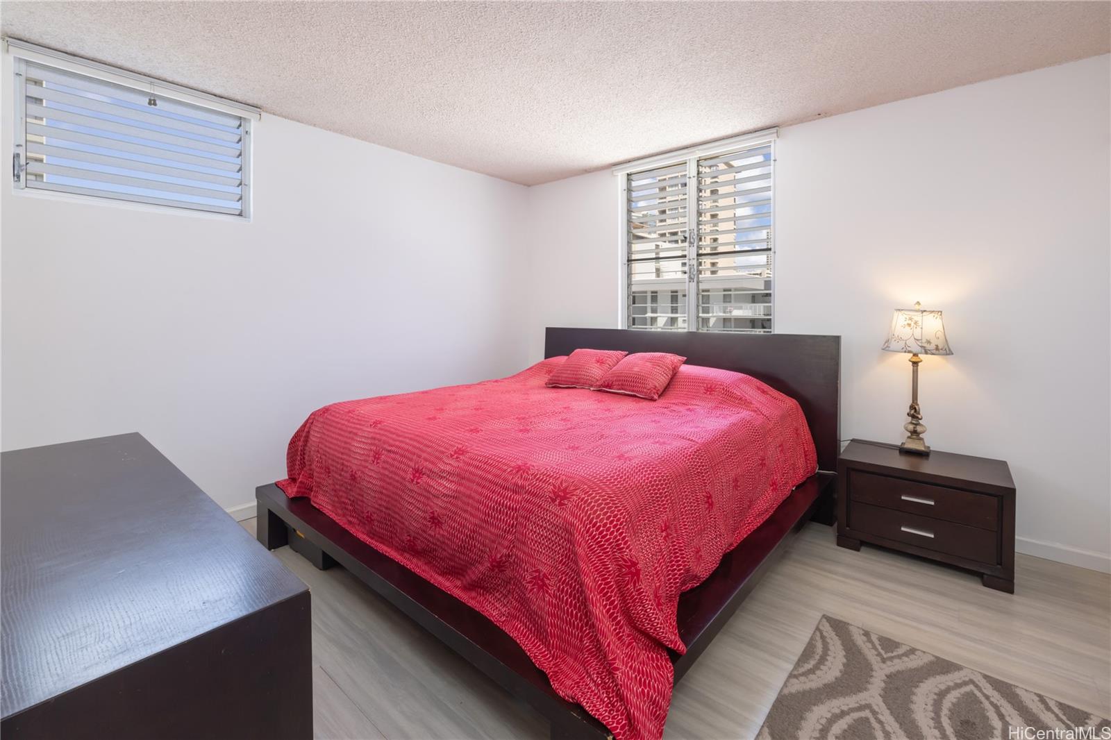 2233 Ala Wai condo # 10C, Honolulu, Hawaii - photo 15 of 25