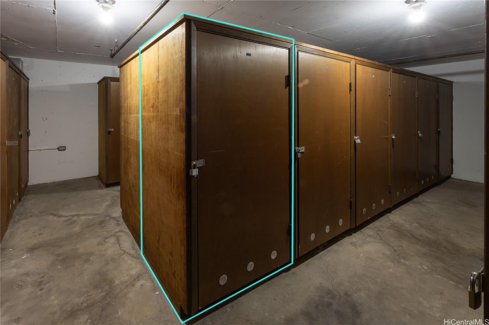 2233 Ala Wai condo # 10C, Honolulu, Hawaii - photo 18 of 25