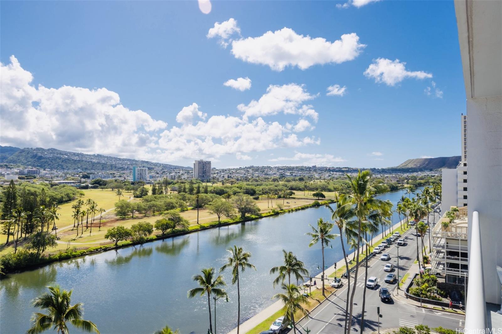 2233 Ala Wai condo # 10C, Honolulu, Hawaii - photo 7 of 25