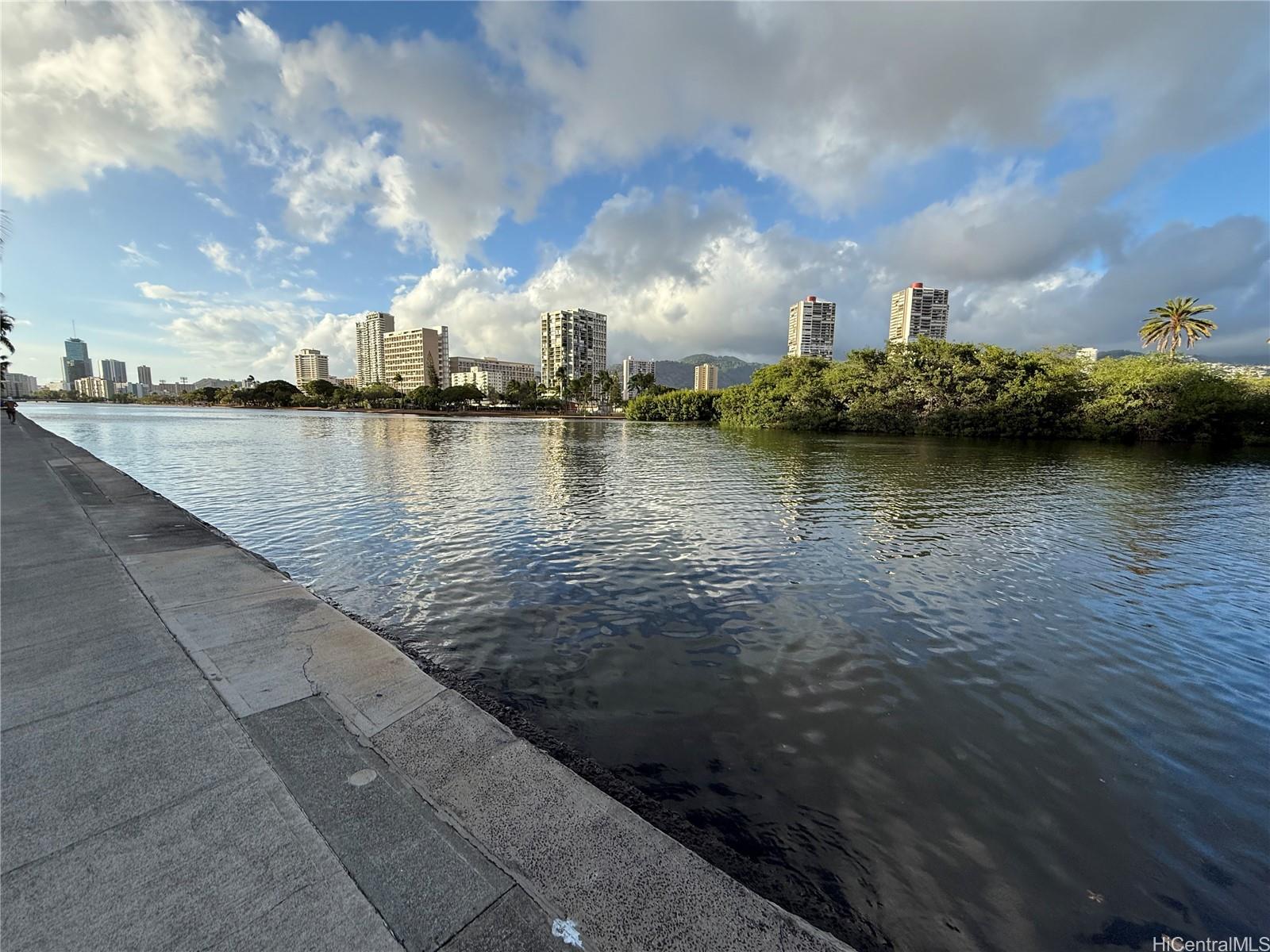 2233 Ala Wai condo # 12-C, Honolulu, Hawaii - photo 12 of 14