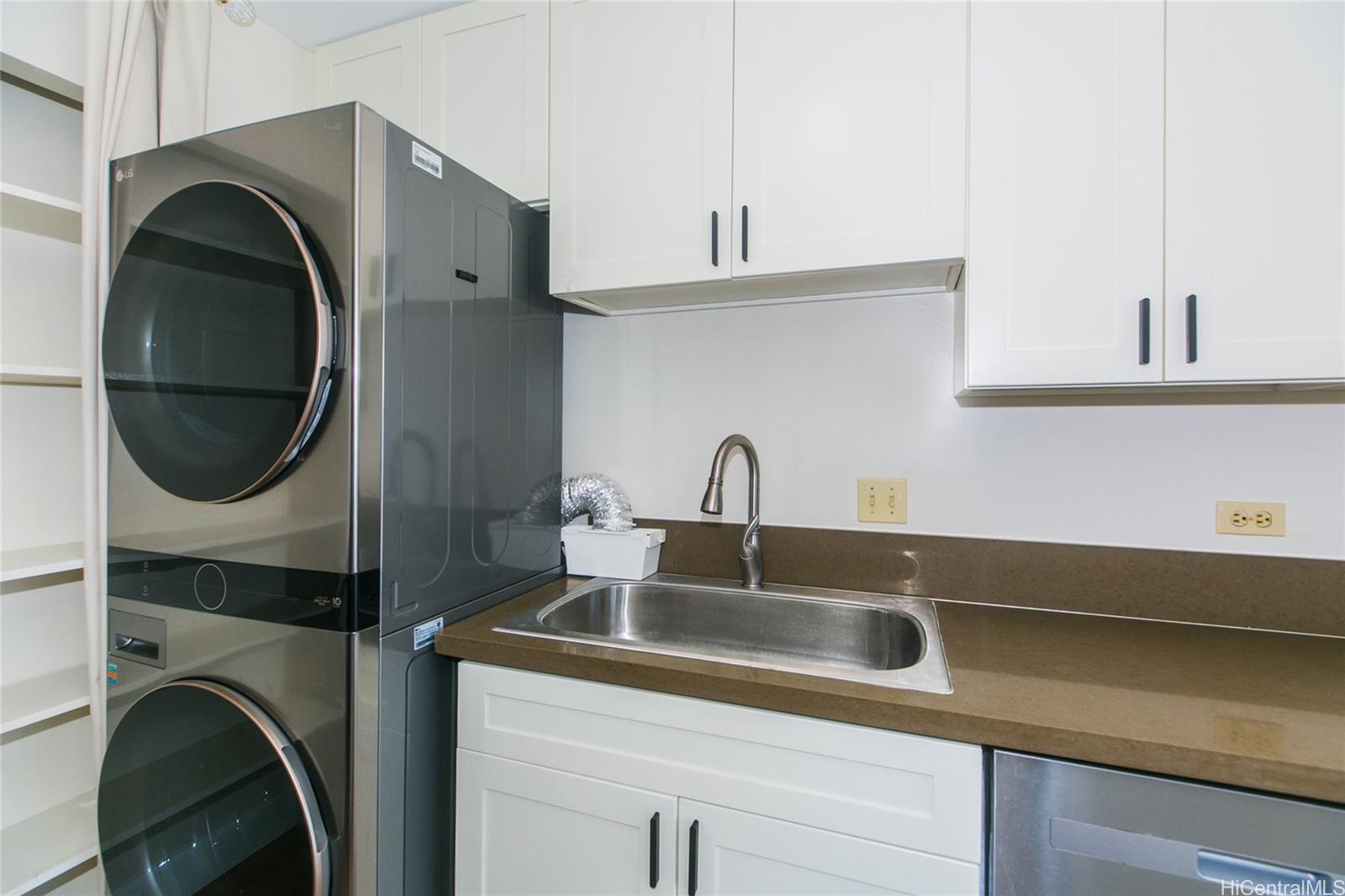 2233 Ala Wai condo # 5B, Honolulu, Hawaii - photo 12 of 25
