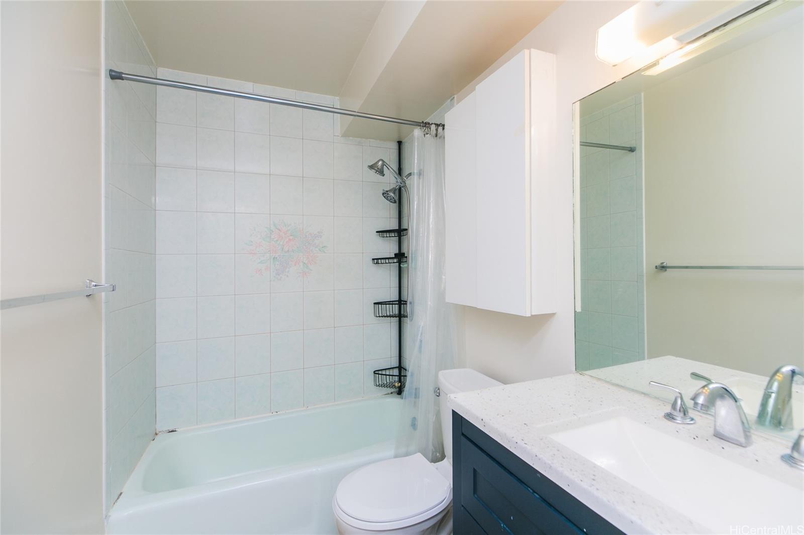 2233 Ala Wai condo # 5B, Honolulu, Hawaii - photo 14 of 25
