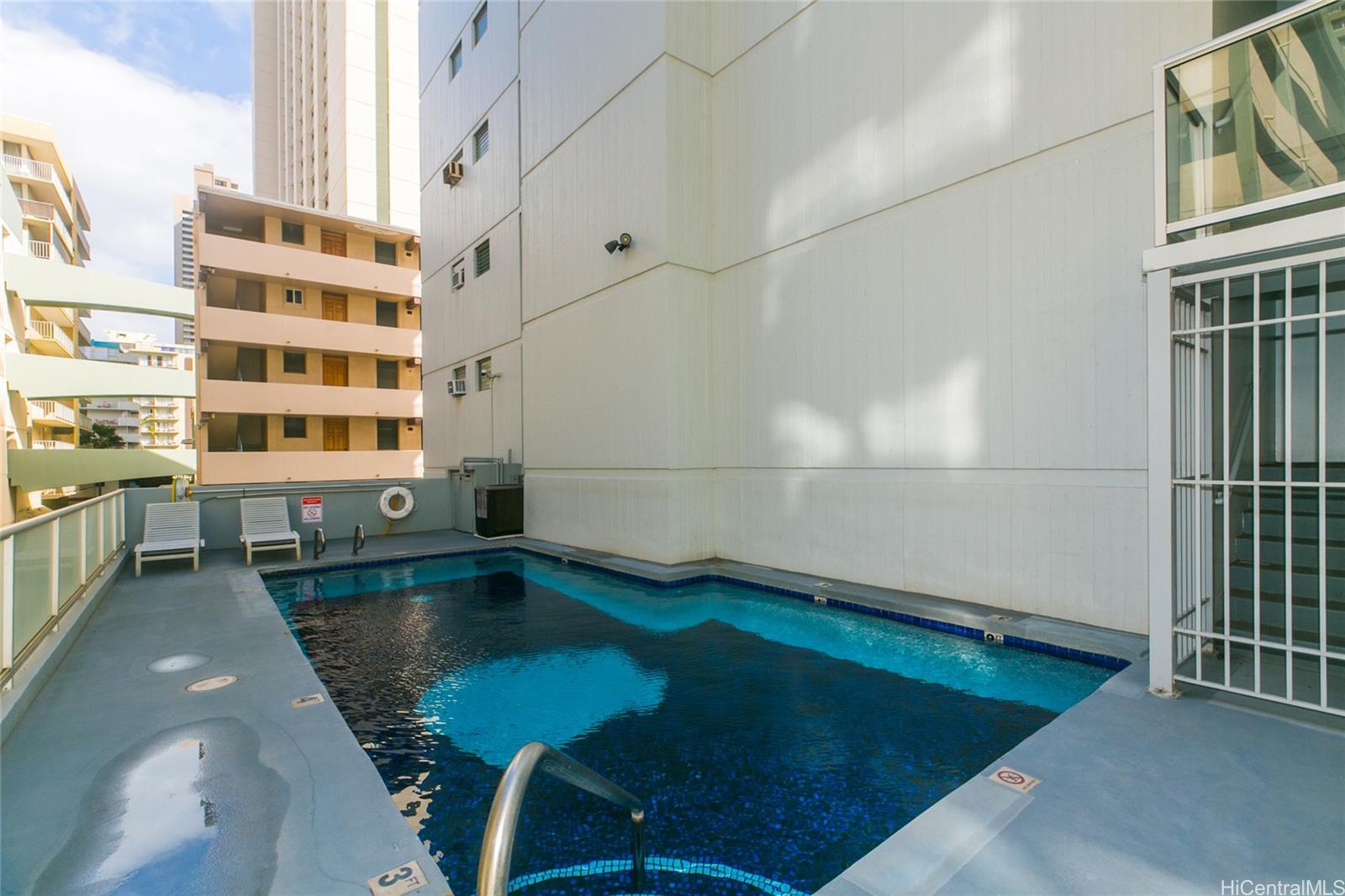 2233 Ala Wai condo # 5B, Honolulu, Hawaii - photo 23 of 25