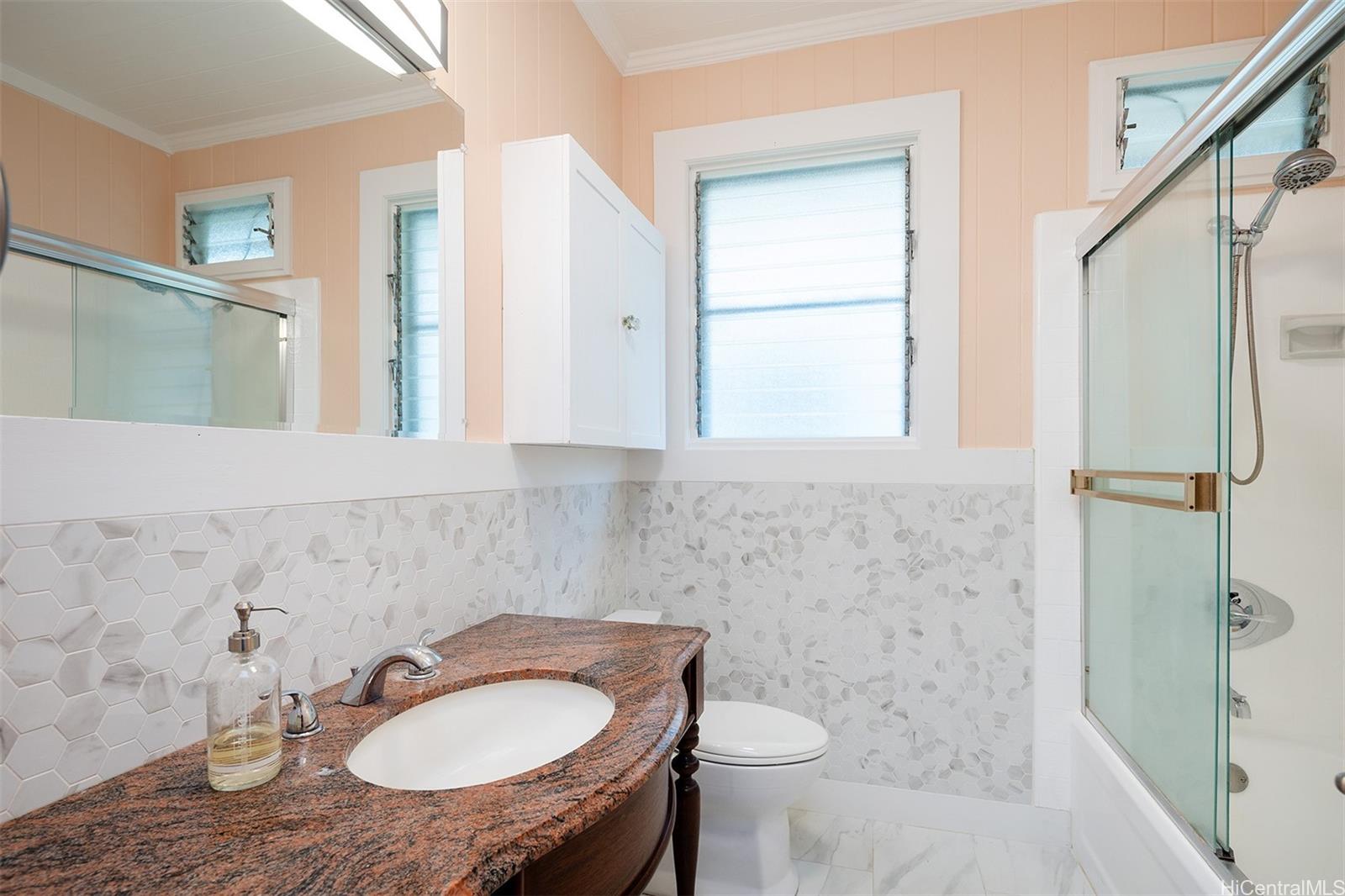 2238 Hoonanea St HONOLULU - Rental - photo 11 of 20