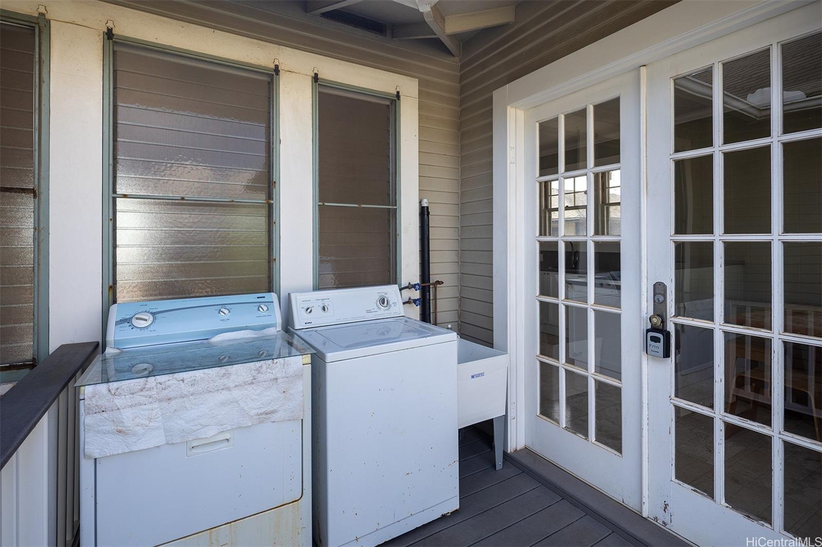 2238 Hoonanea St HONOLULU - Rental - photo 14 of 20