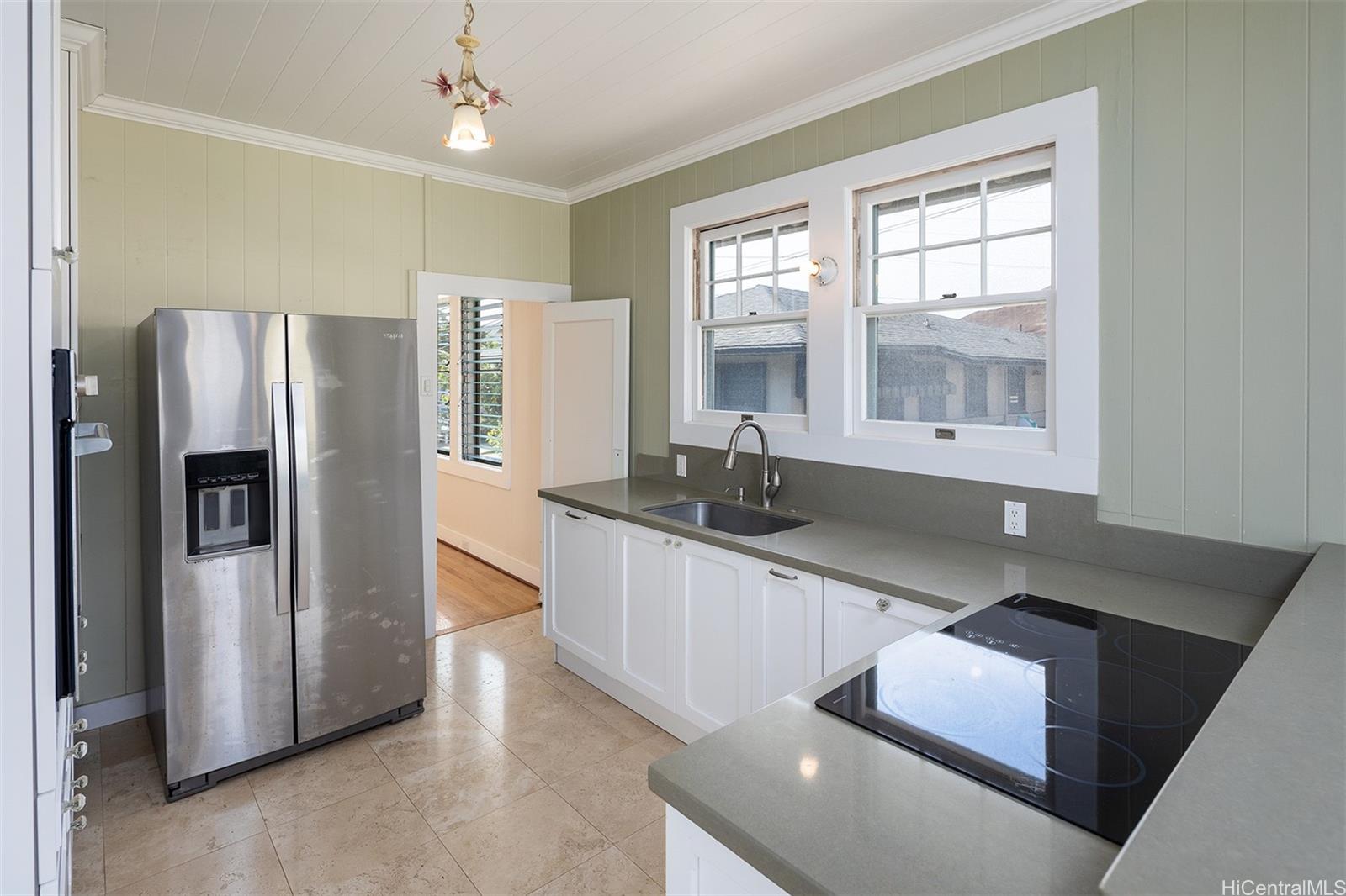 2238 Hoonanea St HONOLULU - Rental - photo 5 of 20