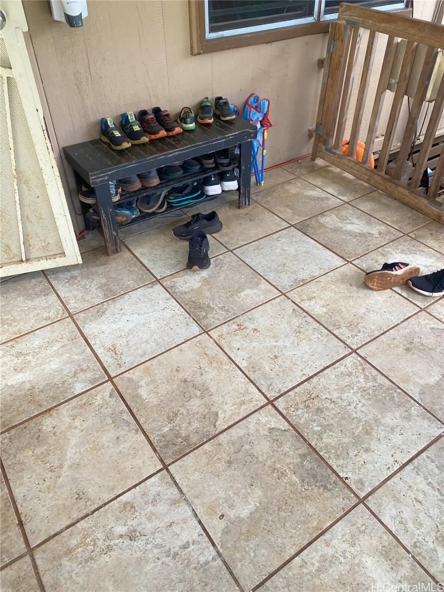 2239  California Ave Wahiawa Heights, Central home - photo 6 of 10